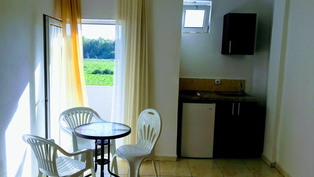 Etna Apartments ウルツィニ エクステリア 写真
